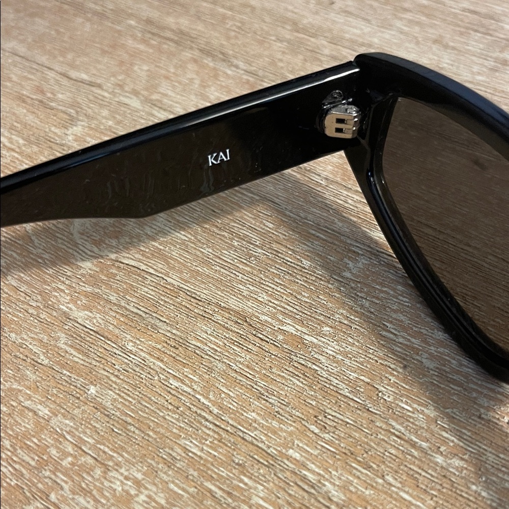 Otra Kai Black Rectangular Sunglasses - image 3